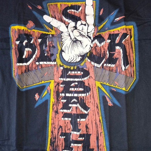 Black Sabbath t-shirt medium, like new