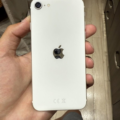 Iphone SE 2020 64GB unlocked, used, white
