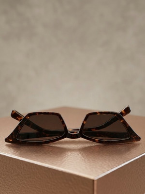 Pieces γυαλιά ηλίου cat eye σαν καινούργια, καφέ vintage στιλ