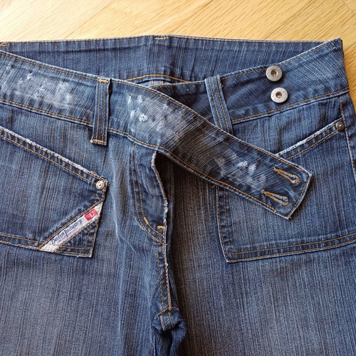 Jeans low-rise used, bootcut fit, size EUR42