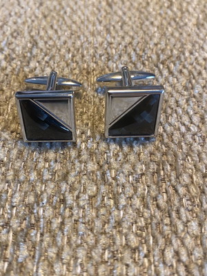 Tie rack cufflinks used, black