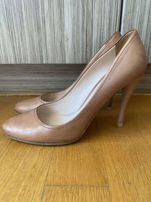 Prada vintage leather pumps beige-blush used, size 39