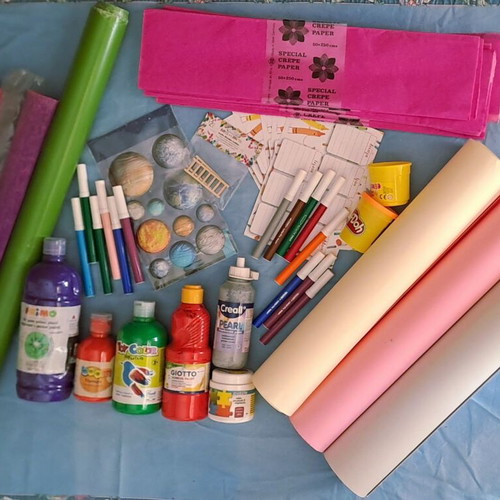 Craft kit for kindergarten children, like new