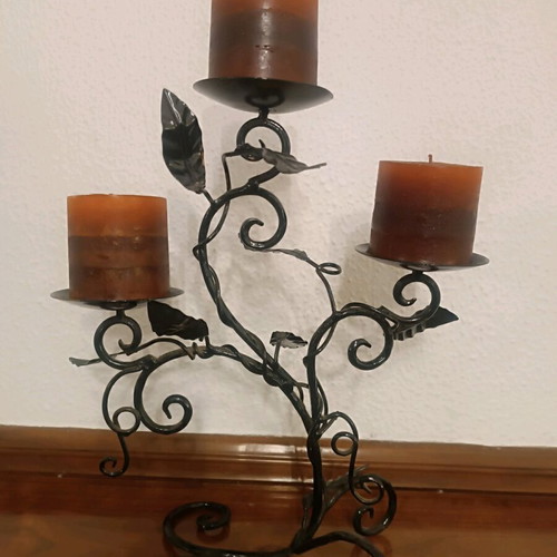 Iron candle holder like new