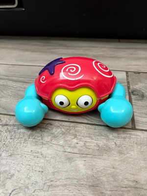 Push ‘n’ Go Crab by Early Learning Centre like new