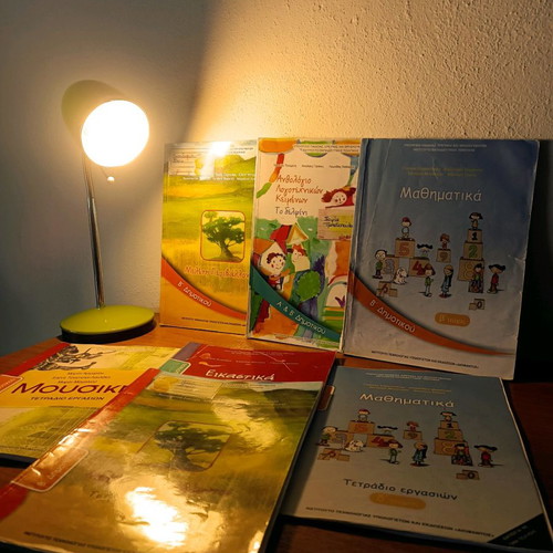 Second grade school books used, pack