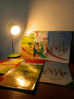 Second grade school books used, pack