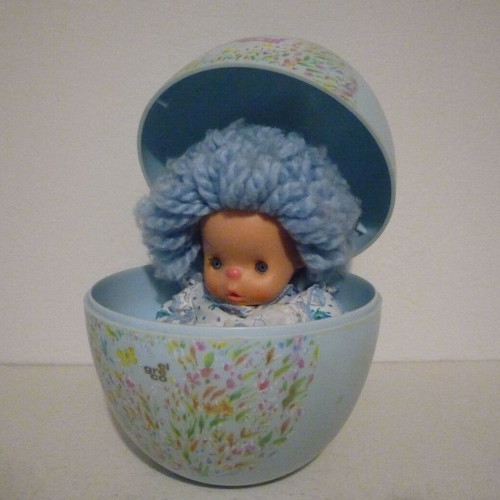 El Greco Patapoufa Blue Doll with Egg 1980s like new