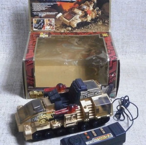 GRID STRIKER ECHO ХОНГ КОНГ Автомобил MOTU STAR WARS GI JOE НОВ АВТОМОБИЛ С КУТИЯ ВИНТИДЖ 1983