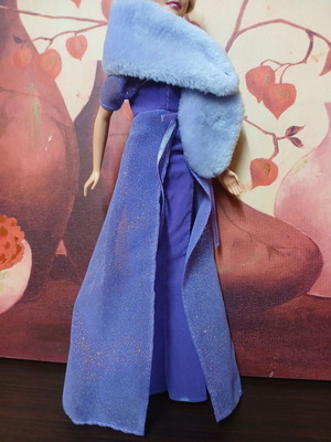 Outfit Barbie Fashion Avenue used, evening dress and fur