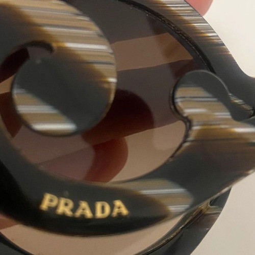 Prada women's sunglasses like new, baroque design model SPR27N
