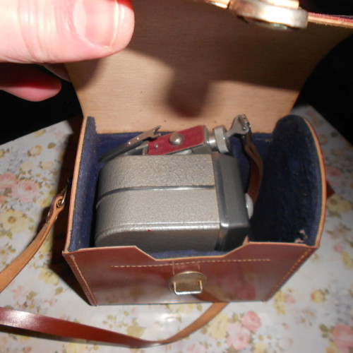 Omo Sport-3 camera used for 8mm film with leather case