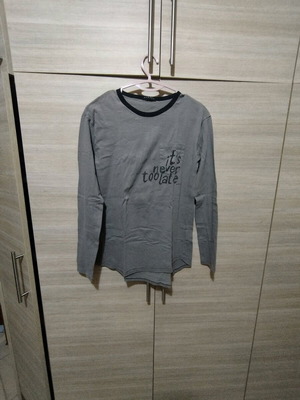 Sisley Teen Shirt Grey Like New With Unique Cut