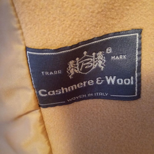 Women's cashmere coat used, camel color with hood, size M