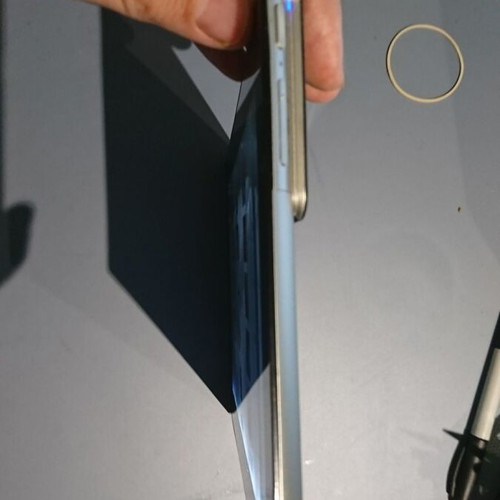 Sony Xperia S tablet used, screen damaged with accessories