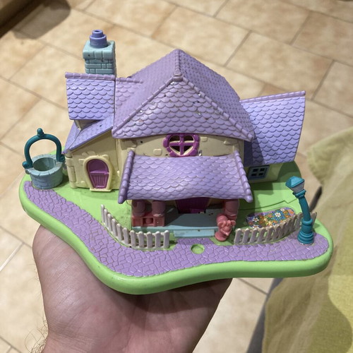 Polly Pocket Disney Minnie's Surprise Party House 1995