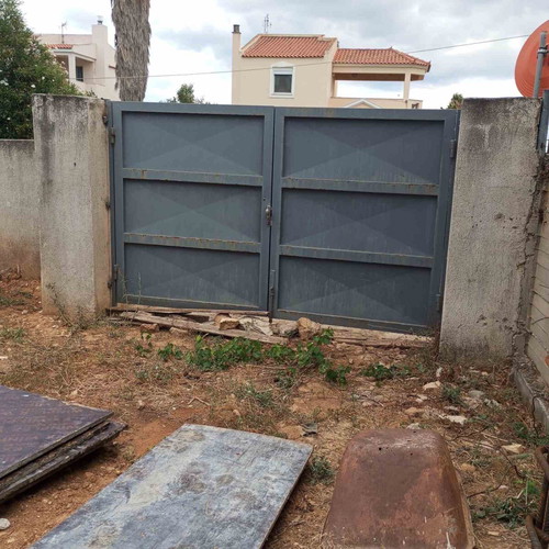 Iron double swing garden gate, like new, convertible to sliding