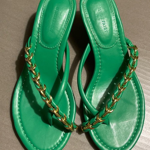 Jenny Fairy green leather sandals like new with gold details size 39