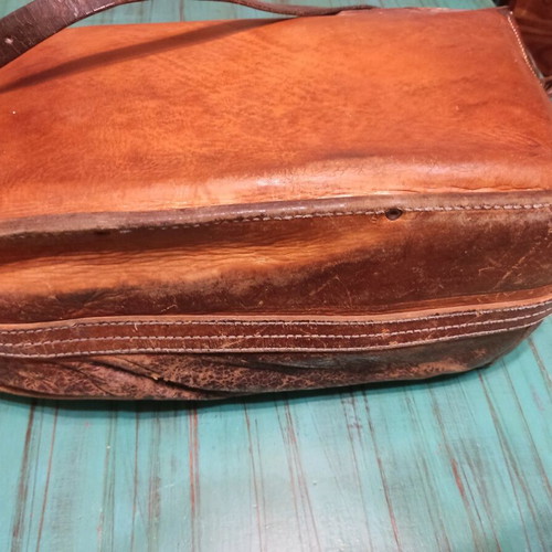 Elta leather bag used, dimensions 33x43 cm