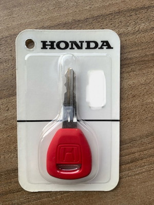 Vintage Honda Red Master Key new, collectible memorabilia