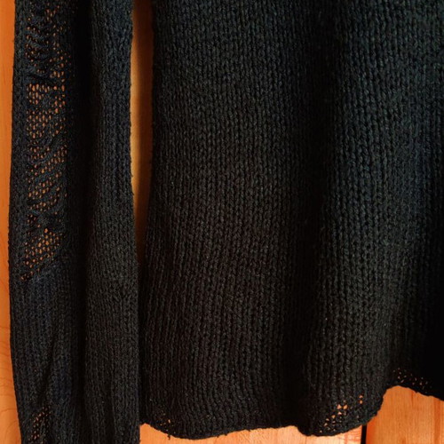 Hot Topic Gothic Distressed Black Lightweight Knit Sweater used, size L