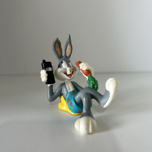 Bugs Bunny figure vintage, used collectible