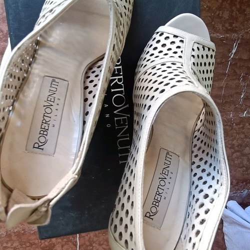 Roberto Vennuti high-heeled boots like new, beige, size 39