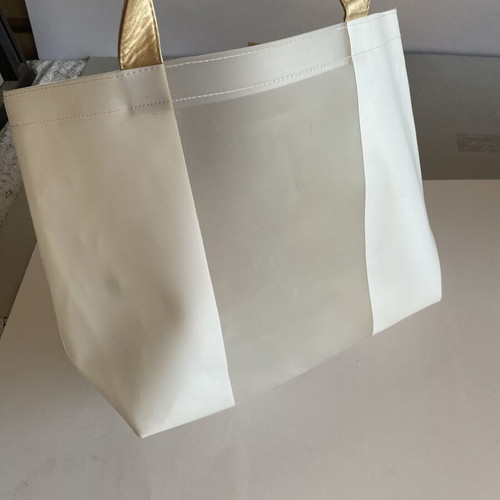 Marc Jacobs Daisy Tote Bag like new, white with gold details