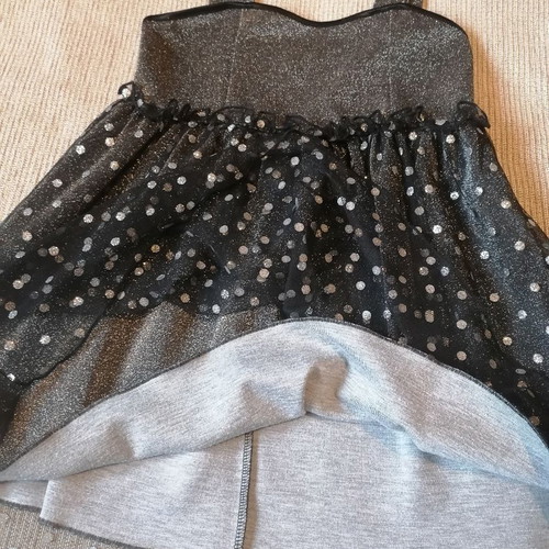 Sam 0 13 dress silver color for 8 years like new