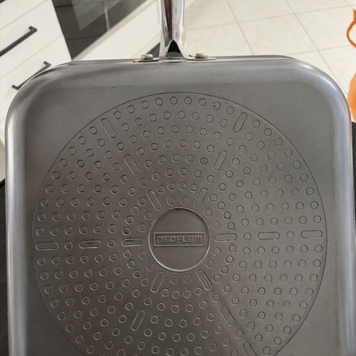 Neoflam Nonstick Square Grill Pan like new