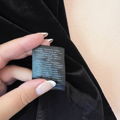 ICHI black skirt size S, like new, plush fabric