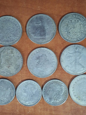 Large coin replicas used, pack of 12