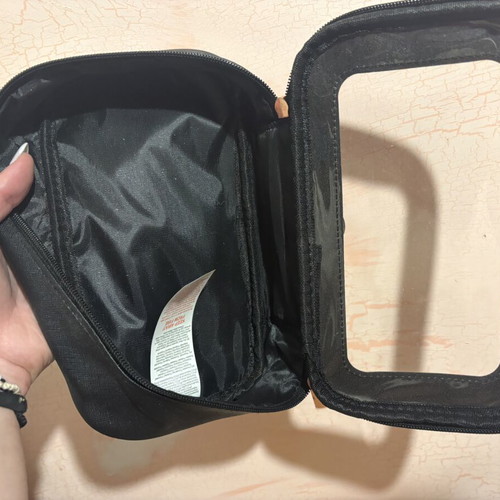 Black toiletry bag, suitable for brush storage