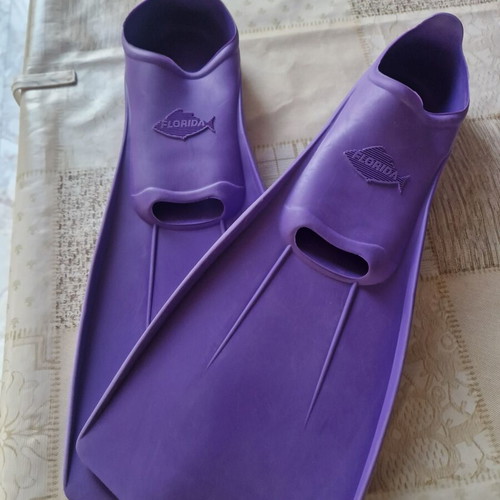 Florida Speedy swim fins used, size 32-34