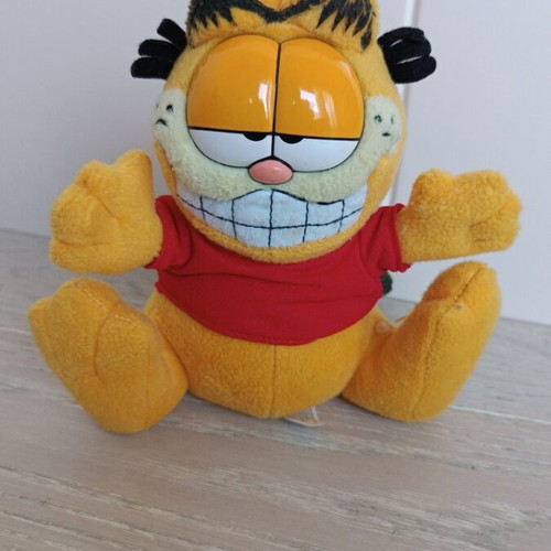Garfield doll like new, from the 90s