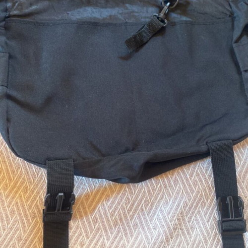 Urban black messenger bag like new, crossbody style