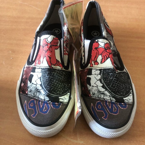 Branded men's shoes like new, exhibition pair