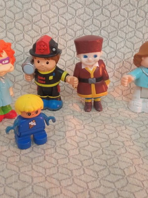 Plastic figures set used, very good condition