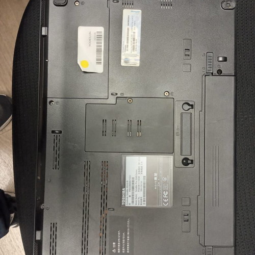 Toshiba dynabook laptop, like new, fully functional