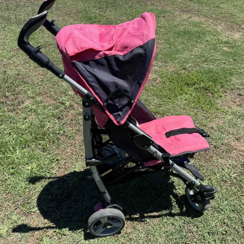 Baby Stroller like new, umbrella type