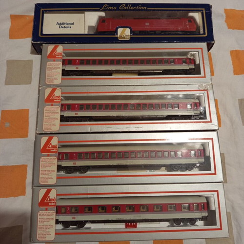 Lima DB BR 120 and I.C. wagons like new, HO scale models