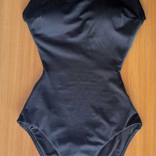 SugarFree black women's swimsuit like new, adjustable straps