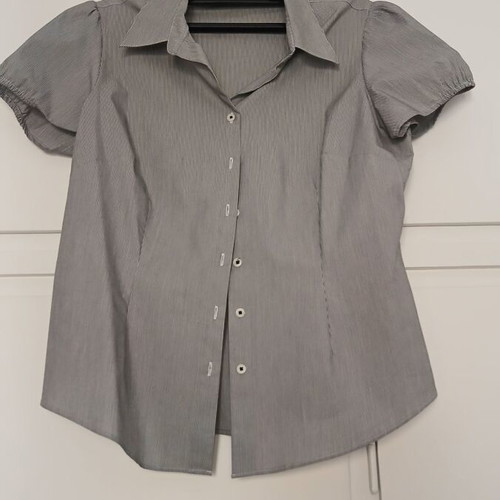 Marks and Spencer women's striped shirt size 14 like new, black and white