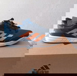  Παιδικά αθλητικά παπούτσια adidas για κορίτσια
