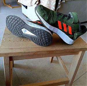 Παπούτσια Adidas no 31
