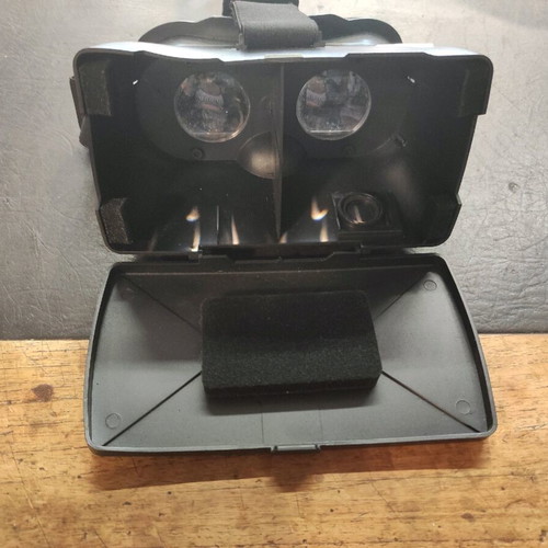 Digilab virtual reality glasses used in excellent condition