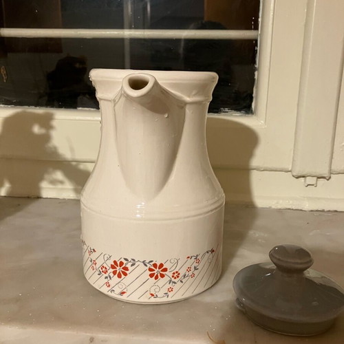 Stiltons teapot like new with red flowers and gray lid