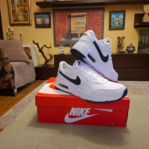 Nike Air Max SC athletic shoes new, size 45.5, black and white