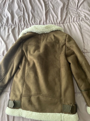 Castor brown jacket like new, full warm