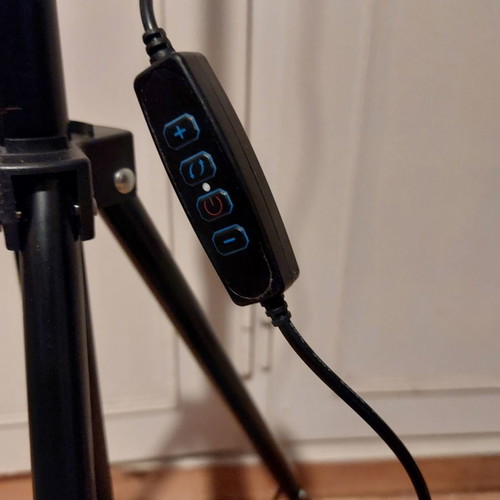 Led lights with tripods and adjustable height, new, set of 2